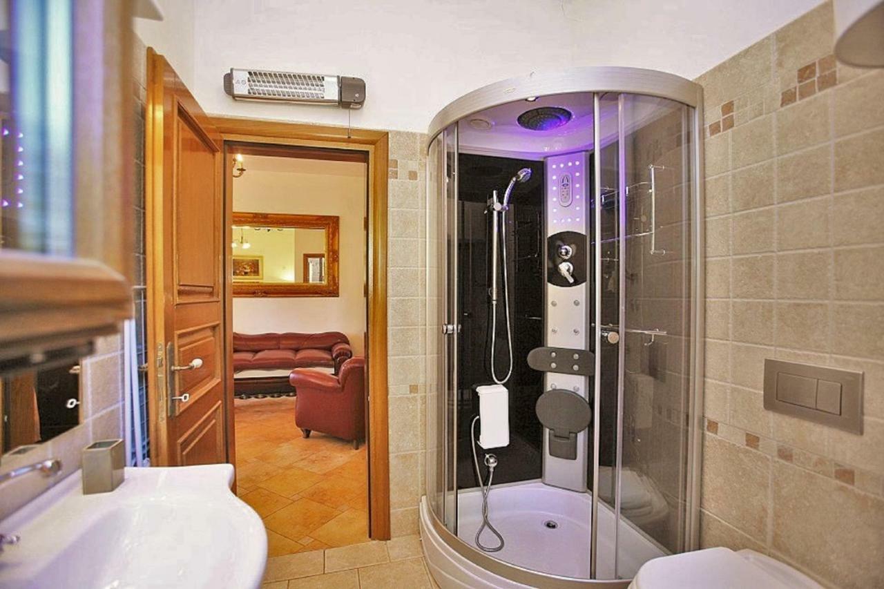 Holiday Home Sarita Šišan Buitenkant foto